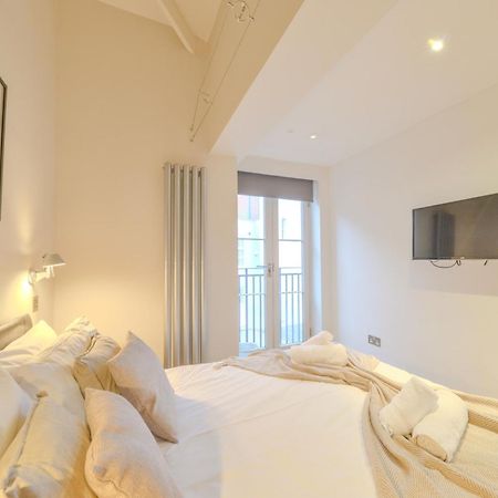 Central Two Bedroom Apartments St Albans By Central Stays Short Lets & Serviced Accommodation With Free Parking 객실 사진